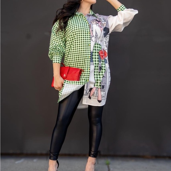 Source Unknown Tops - Green and White Graphic button down blouse